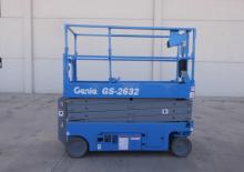 Piattaforme aeree verticali a pantografo su ruote Genie GS-2632 Hydraulic