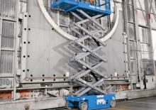 Piattaforme aeree verticali a pantografo su ruote Genie GS-3246