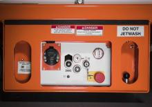 Piattaforme aeree verticali a pantografo su ruote Snorkel S3008P