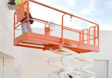 Piattaforme aeree verticali a pantografo su ruote Snorkel S4732E