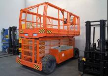 Piattaforme aeree verticali a pantografo su ruote AIRO SF 1200 E 2 MA