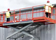 Piattaforme aeree verticali a pantografo su ruote Skyjack SJ 6832 E