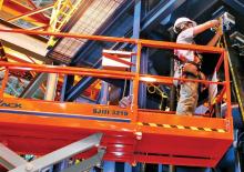 Piattaforme aeree verticali a pantografo su ruote Skyjack SJ III 3219