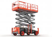 Piattaforme aeree verticali a pantografo su ruote Skyjack SJ9233RT