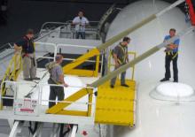 Piattaforme aeree verticali a pantografo su ruote Lift-A-Loft TMX26-15 