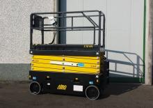 Piattaforme aeree verticali a pantografo su ruote AIRO X12 EN