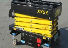 Piattaforme aeree verticali a pantografo su ruote AIRO XLP5 E DUAL