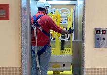 Piattaforme aeree verticali Faraone Elevah 40 B 