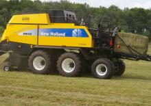 Presse per grandi imballaggi + Presse ad alta pressione New Holland BB 940 PC