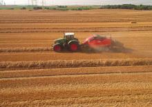 Presse per grandi imballaggi + Presse ad alta pressione Kuhn LSB 1270 DX