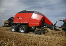 Presse per grandi imballaggi + Presse ad alta pressione Kuhn LSB 890 D