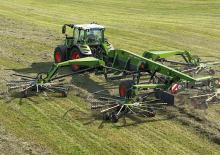 Ranghinatori rotativi Fendt Former 880 