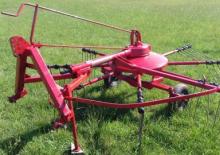 Ranghinatori rotativi Fella TS 300 DN