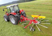 Ranghinatori rotativi Fella TS 426 DN