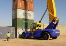 Reach stacker Liebherr LRS 645 Litronic