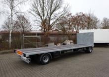 Rimorchio ribassato Möslein T 2 Plato 8,6m