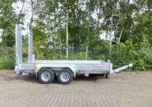 Rimorchio ribassato Möslein TT 8-E5x2