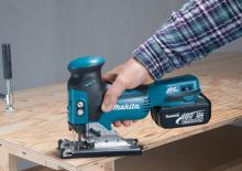 Seghe troncatrici a batteria Makita DJV142