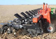 Coltivatori con vomeri ad alette Kuhn Gladiator 1210M-1240