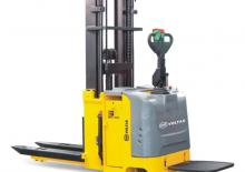 Stoccatori per pallet uomo in piedi OM VVE 15