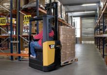 Stoccatori per pallet uomo seduto Caterpillar NSS15NI