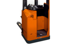 Stoccatori per pallet uomo in piedi BT SSE 160 