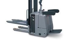 Stoccatori per pallet uomo in piedi TCM PSP 15