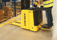 Stoccatori per pallet uomo in piedi Hyster S 1.5 S-SL