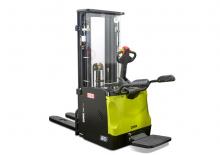 Stoccatori per pallet uomo in piedi Clark PSX 16