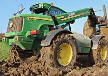 Sollevatori Telescopici Fissi John Deere 3200