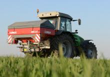 Spandiconcime Unia MXL 1200 Premium