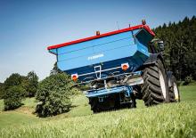 Spandiconcime Lemken Tauri 12