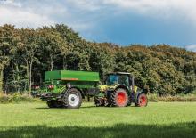 Spandiconcime Amazone ZG-B 5500