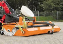 Spazzatrici stradali frontali Bema 25/2300
