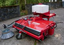 Spazzatrici stradali frontali Grünig GSO 1200