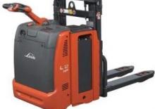 Stoccatori per pallet uomo in piedi Linde L12L-HP-AP
