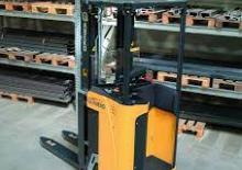 Stoccatori per pallet uomo seduto Actil Warehouse Trucks SA 1600
