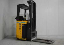 Stoccatori per pallet uomo seduto UniCarriers X 160