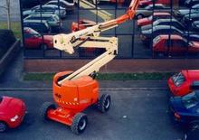 Piattaforme aeree articolate gommate JLG 450A Semi Track