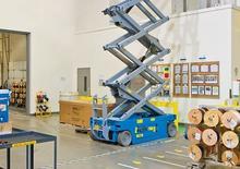 Piattaforme aeree verticali a pantografo su ruote Genie GS-4047