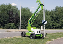 Piattaforme aeree articolate gommate Niftylift HR 12