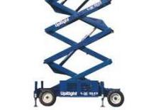 Piattaforme aeree verticali a pantografo su ruote UpRight LX 41 BE