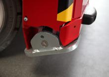 Piattaforme aeree verticali a pantografo su ruote PB PB S131-12E