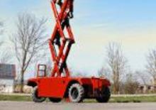 Piattaforme aeree verticali a pantografo su ruote PB PB S 151-19 D 750