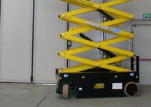 Piattaforme aeree verticali a pantografo su ruote AIRO X 12 EW
