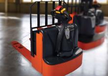 Transpallet elettr. a timone guida terra Doosan BW23S-7 