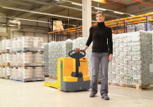 Transpallet elettr. a timone guida terra Jungheinrich EJE 120n