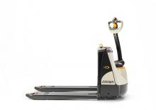 Transpallet elettr. a timone guida terra Crown WP 3035