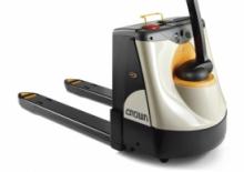 Transpallet elettr. a timone guida terra Crown WP 3045
