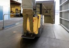 Transpallet uomo in piedi Caterpillar NPF20N3DR